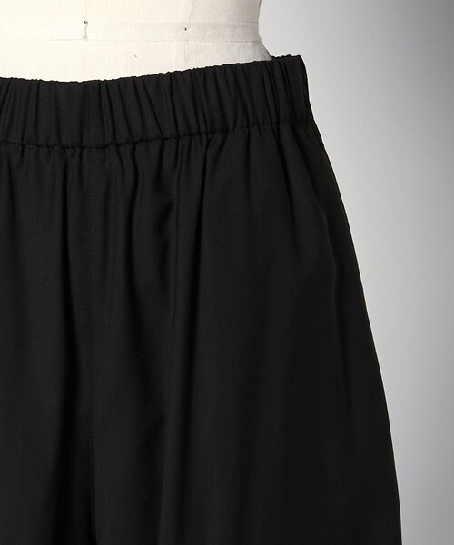 LOEFF(ロエフ)の「<LOEFF>トロピカルウール ハーレム パンツ MEN’S(その他パンツ・メンズ・ブラック/ブラウン系・0/1/2)」の19枚目の写真