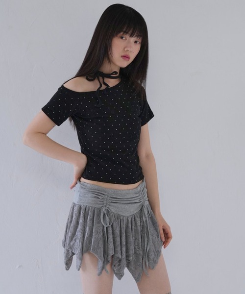 Uenui（ウニュイ）の「dot ribbon neck tee（Tシャツ/カットソー・レディース・ブラック/ブルー/グレー/ホワイト・FREE）」の9枚目の写真