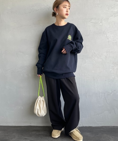 即購入可！！ fred perry フレッドペリー バックプリーツスウェット★ FRED PERRY トレーナー スウェット 「FRED PERRY/フレッドペリー