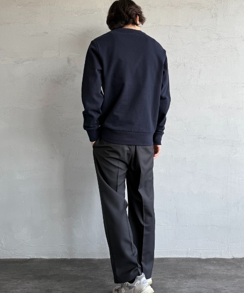 FRED PERRY（フレッドペリー）の「[FRED PERRY/フレッドペリー] TENNIS BADGE クルーネックスウェット（スウェット・レディース・ネイビー・S/M/L）」の17枚目の写真