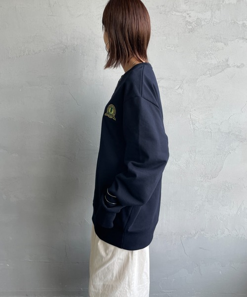 FRED PERRY/フレッドペリー] TENNIS BADGE クルーネック