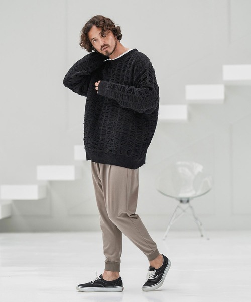 CAMBIO(カンビオ)の「mn3137-Floating Jacquard Mole Knit Crew Neck Pullover プルオーバーニット(ニット/セーター・メンズ・カーキ/ブラック/チャコール/キナリ・S/M/L)」の14枚目の写真