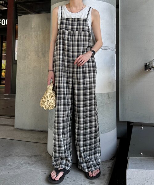 CIAOPANIC TYPY(チャオパニックティピー)の「【妊婦さんや低身長ぽっちゃりさんサイズあり】チェック切り替えキャミサロペ(サロペット/オーバーオール・レディース・ブルー/ブラック/イエロー・SMALL/MEDIUM/LP)」の14枚目の写真