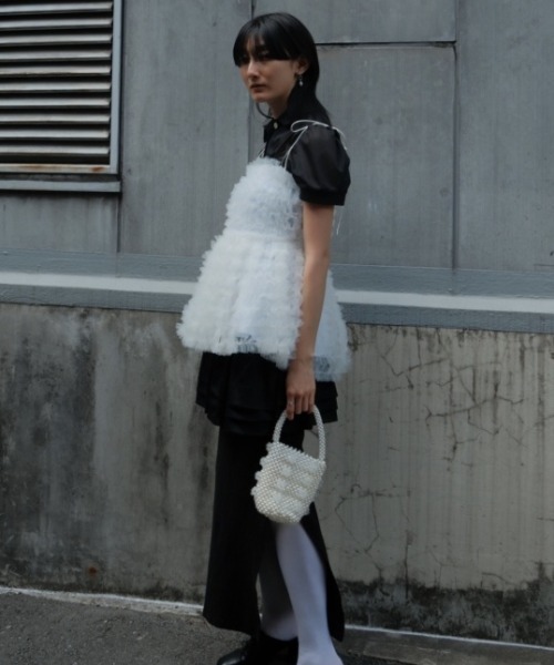 HONEY MI HONEY（ハニーミーハニー）の「sheer chiffon polo tops（シャツ/ブラウス・レディース・ピンクベージュ/ブラック・FREE）」の13枚目の写真