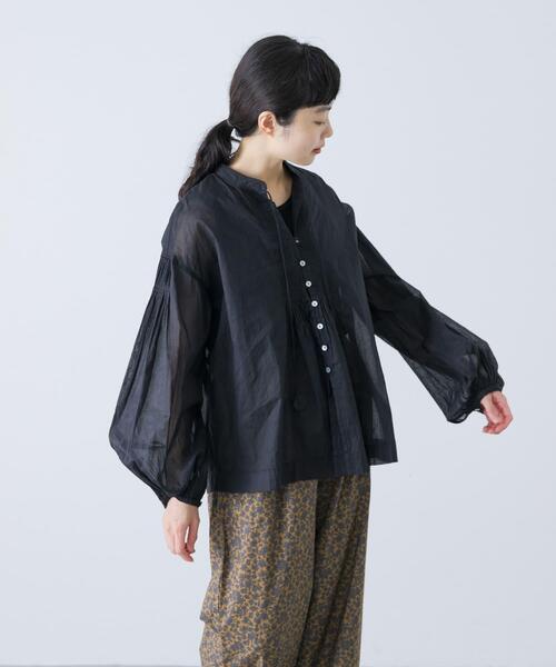 未使用に近い✨かぐれ 25AW コットンオーガンジーブラウス ブラック フリー かぐれ（カグレ）の「コットンオーガンジーブラウス（シャツ/ブラウス