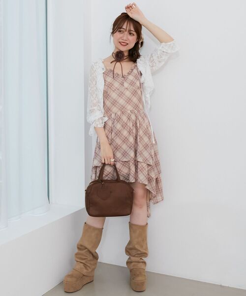 MAJESTIC LEGON（マジェスティックレゴン）の「イレヘムティアードミニキャミワンピ（ワンピース・レディース・ブラック/オフホワイト/ブラウン系その他2・MEDIUM）」の3枚目の写真