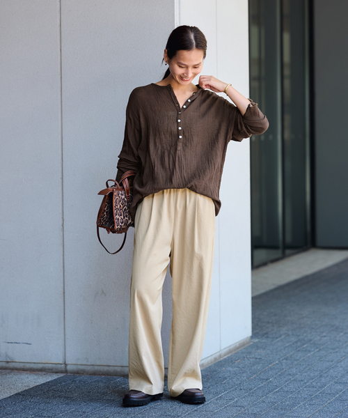 FRAMeWORK（フレームワーク）の「≪追加≫ 手洗い可 / ポリエステルツイルリラックスパンツ（その他パンツ・レディース・ネイビー/ベージュ/ブラック・34/36/38/40）」の19枚目の写真