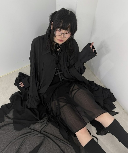 Never mind the XU / Chikashitsu+（ネバーマインド ザ エックスユー / チカシツプラス）の「【Nerd out XU】jujika  / 【ナードアウトエックスユー】クロスチェーンネックレスシルバーネックレス（ネックレス・メンズ・ホワイト/ブラック・ONE SIZE）」の5枚目の写真