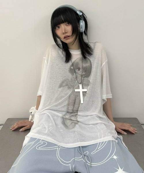 Never mind the XU / Chikashitsu+（ネバーマインド ザ エックスユー / チカシツプラス）の「【Nerd out XU】jujika  / 【ナードアウトエックスユー】クロスチェーンネックレスシルバーネックレス（ネックレス・メンズ・ホワイト/ブラック・ONE SIZE）」の3枚目の写真