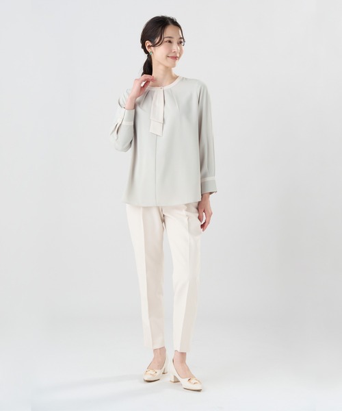 TOKYO SHIRTS(トウキョウシャツ)の「ストレッチ ジョーゼット 配色ボウタイブラウス 長袖(シャツ/ブラウス・レディース・グリーン系/ベージュ・M/L)」の16枚目の写真