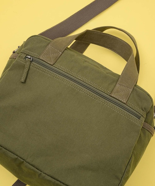 Zooodle(ズードル)の「Logo shoulder bag - ロゴショルダーバッグ -(トートバッグ・メンズ・ブラウン/カーキ・FREE)」の5枚目の写真