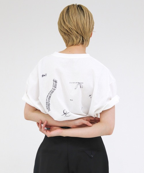 lit(リット)の「Tattoo Back Print TEE(Tシャツ/カットソー・レディース・ブラック/ワイン/ブルー/ライトカーキ・FREE)」の10枚目の写真