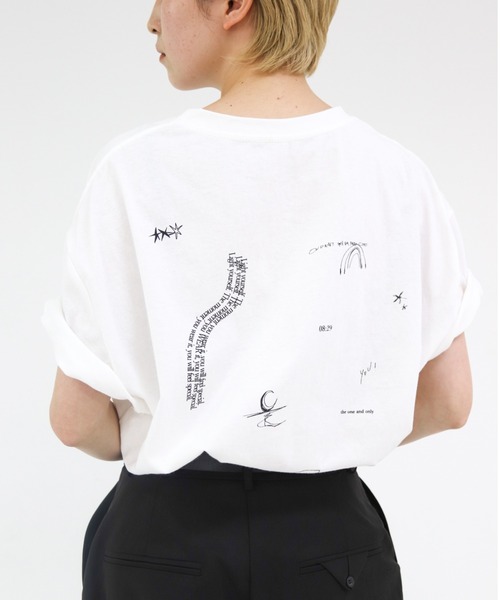 lit(リット)の「Tattoo Back Print TEE(Tシャツ/カットソー・レディース・ブラック/ワイン/ブルー/ライトカーキ・FREE)」の11枚目の写真