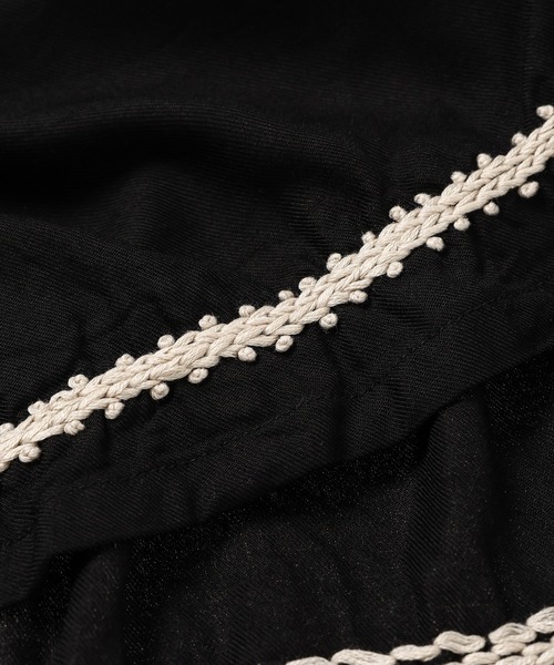 NOMA t.d.（ノーマティーディー）の「Trim Embroidery Open Collar Shirt（シャツ/ブラウス・メンズ・ブラック/ブラウン系その他/グレー・3/4）」の7枚目の写真