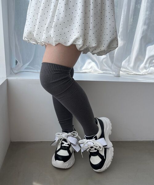 MAJESTIC LEGON（マジェスティックレゴン）の「2WAYリボンビジュースニーカー（スニーカー・レディース・アイボリー/ブラック/ホワイト系その他2・SMALL/MEDIUM/LARGE/X-LARGE）」の19枚目の写真