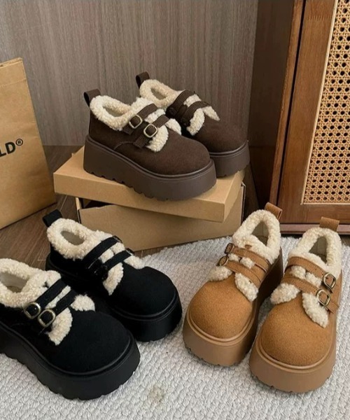 AsRiRe（アスリレイ）の「25aw ボアダブルバックル厚底シューズ（その他シューズ・レディース・ブラック/ベージュ/ブラウン・S/M/L）」の16枚目の写真