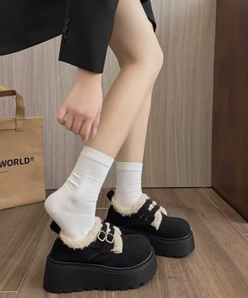 AsRiRe（アスリレイ）の「25aw ボアダブルバックル厚底シューズ（その他シューズ・レディース・ブラック/ベージュ/ブラウン・S/M/L）」の12枚目の写真