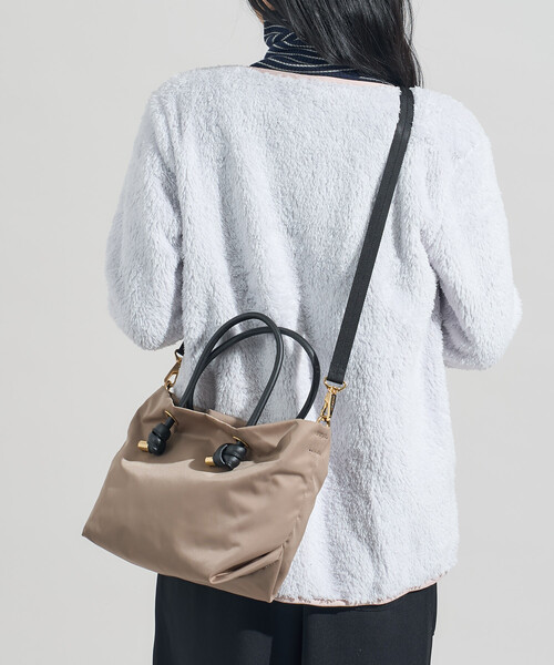 VIOLAd’ORO / ヴィオラドーロ BIANCAナイロンショルダー VIOLAd'ORO（ヴィオラドーロ） ショルダーバッグ ナイロン素材 BIANCA