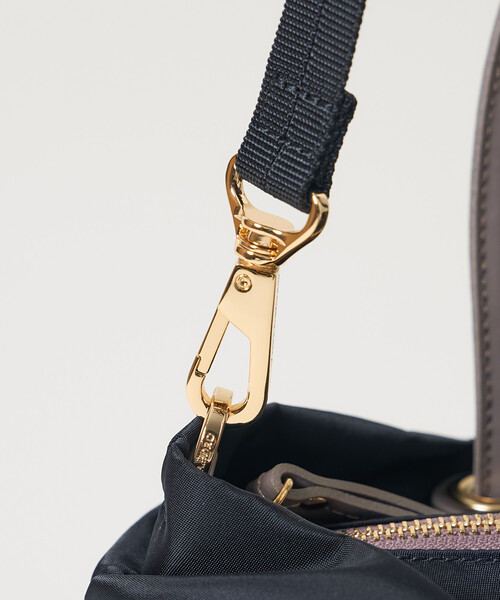 25S/S新作▼ VIOLAd’ORO / BIANCA ナイロンショルダー　黒 セール】VIOLAd'ORO/ヴィオラドーロ BIANCA S/ ビアンカ/ナイロン