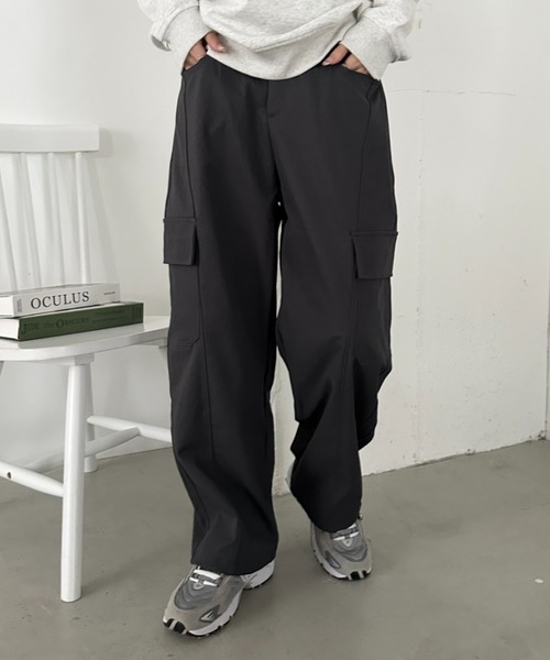 CLEA(クレア)の「イージーワイドカーゴパンツ(カーゴパンツ・レディース・ネイビー/カーキ/ブラック/グレー・M)」の13枚目の写真