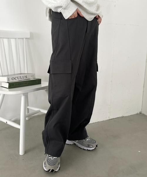 CLEA(クレア)の「イージーワイドカーゴパンツ(カーゴパンツ・レディース・ネイビー/カーキ/ブラック/グレー・M)」の12枚目の写真