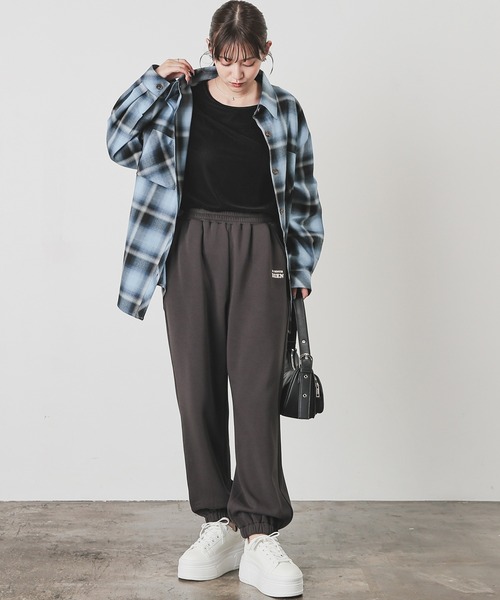 Honeys（ハニーズ）の「【ハニぽか】あったかスウェットパンツ（スウェットパンツ・レディース・スミクロ/オートミール/杢グレー・LL/L/SS/S/M）」の4枚目の写真