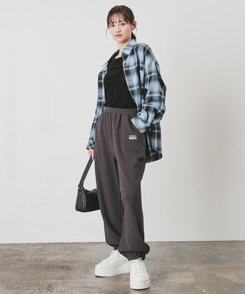 Honeys（ハニーズ）の「【ハニぽか】あったかスウェットパンツ（スウェットパンツ・レディース・スミクロ/オートミール/杢グレー・LL/L/SS/S/M）」の5枚目の写真