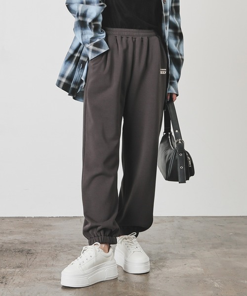 Honeys（ハニーズ）の「【ハニぽか】あったかスウェットパンツ（スウェットパンツ・レディース・スミクロ/オートミール/杢グレー・LL/L/SS/S/M）」の6枚目の写真