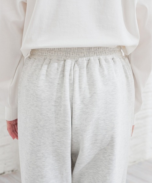 Honeys（ハニーズ）の「【ハニぽか】あったかスウェットパンツ（スウェットパンツ・レディース・スミクロ/オートミール/杢グレー・LL/L/SS/S/M）」の21枚目の写真