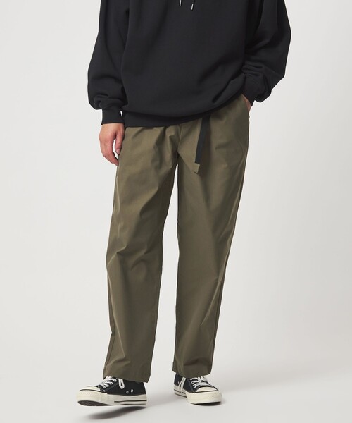 green label relaxing（グリーンレーベルリラクシング）の「【WEB限定】ポリエステル ツイル クイックベルト W3 イージーパンツ -ストレッチ-（その他パンツ・メンズ・ベージュ/オリーブ/ブラック・XL/L/M/S）」の5枚目の写真