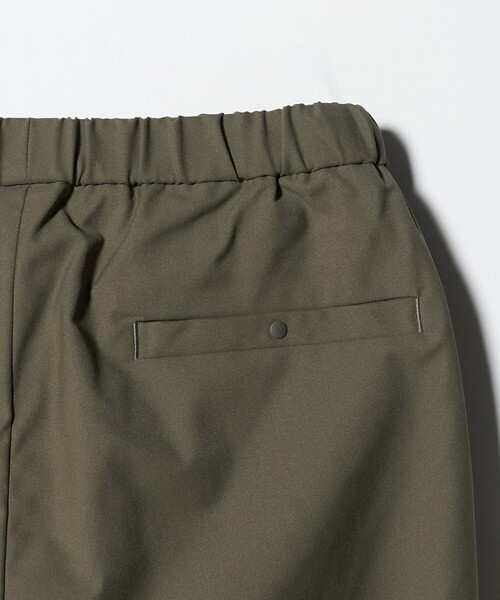 green label relaxing（グリーンレーベルリラクシング）の「【WEB限定】ポリエステル ツイル クイックベルト W3 イージーパンツ -ストレッチ-（その他パンツ・メンズ・ベージュ/オリーブ/ブラック・XL/L/M/S）」の16枚目の写真