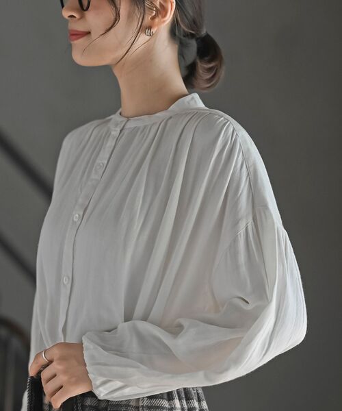 rps（アールピーエス）の「綿レーヨンツイルバンドカラーブラウス（シャツ/ブラウス・レディース・オフホワイト/ブラック/ベージュ・フリー）」の9枚目の写真