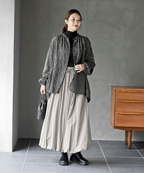 rps（アールピーエス）の「綿レーヨンツイルバンドカラーブラウス（シャツ/ブラウス・レディース・オフホワイト/ブラック/ベージュ・フリー）」の13枚目の写真