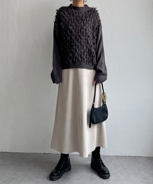 LBC（エルビーシー）の「フリンジニットプルオーバー（ニット/セーター・レディース・チャコール/オフホワイト/ミント・M）」の5枚目の写真