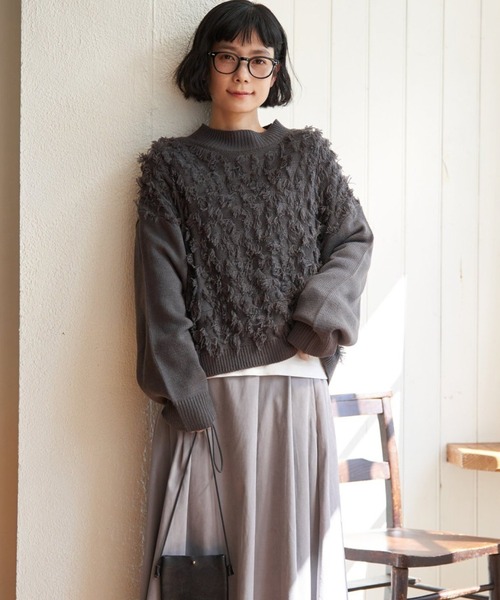 LBC（エルビーシー）の「フリンジニットプルオーバー（ニット/セーター・レディース・チャコール/オフホワイト/ミント・M）」の13枚目の写真