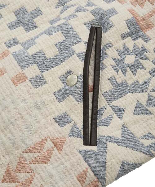 PENDLETON（ペンドルトン）の「【PENDLETON】JACQUARD JACKET（その他アウター・レディース・ピンク/ブルー・SMALL/MEDIUM）」の8枚目の写真