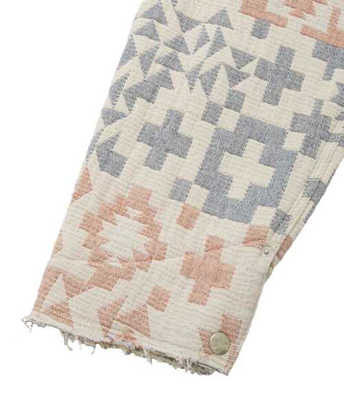 PENDLETON（ペンドルトン）の「【PENDLETON】JACQUARD JACKET（その他アウター・レディース・ピンク/ブルー・SMALL/MEDIUM）」の9枚目の写真