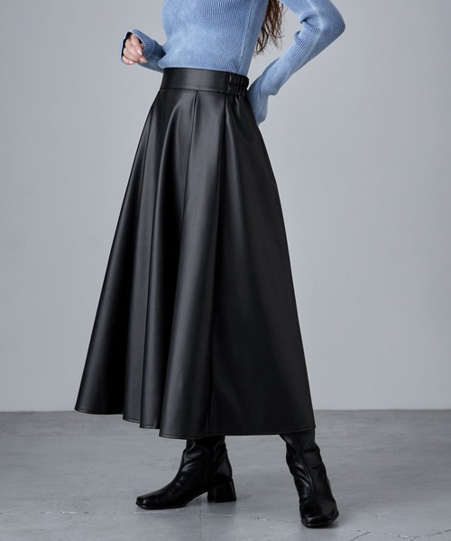 フェイクレザーロングフレアスカート（スカート）｜etoll.（エトル）の