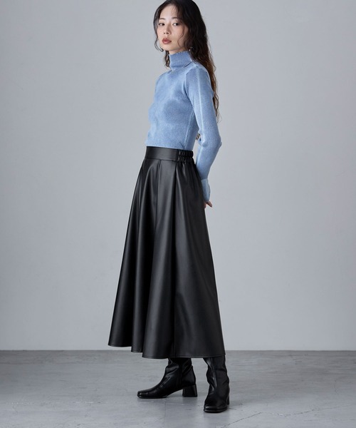 フェイクレザーロングフレアスカート（スカート）｜etoll.（エトル）の