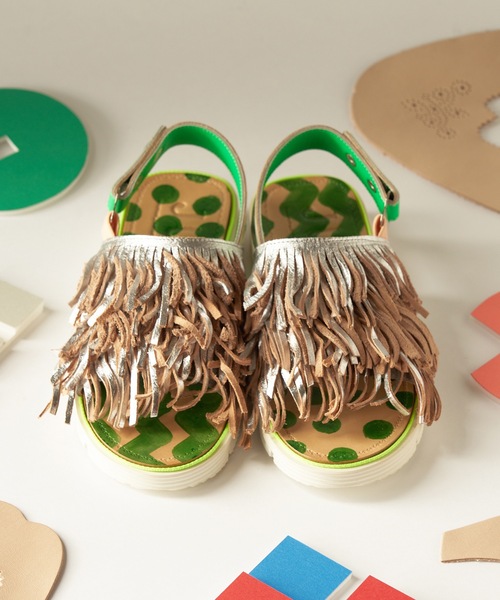 JUCO.（ジュコ）の「あなたのくせっ毛サンダル_Green×White sole（サンダル・レディース・ホワイト×グリーン・22.5cm/23.5cm/24.5cm/25.5cm/26.5cm）」の7枚目の写真