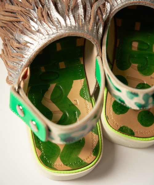 JUCO.（ジュコ）の「あなたのくせっ毛サンダル_Green×White sole（サンダル・レディース・ホワイト×グリーン・22.5cm/23.5cm/24.5cm/25.5cm/26.5cm）」の12枚目の写真