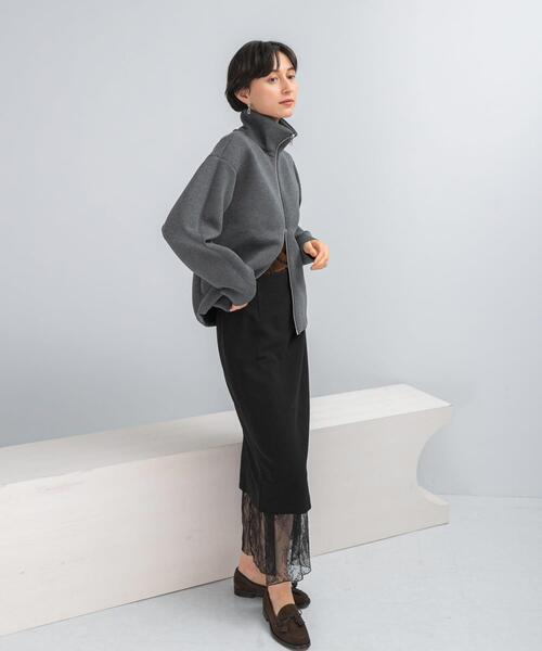 URBAN RESEARCH ROSSO WOMEN(アーバンリサーチ ロッソ)の「『WEB限定』刺繍スタンドダンボールブルゾン(その他アウター・レディース・ブラック/チャコールグレー・FREE)」の7枚目の写真