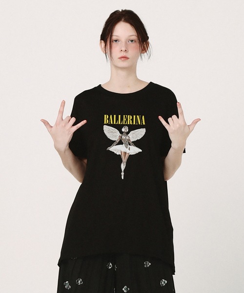 bedsidedrama(ベットサイドドラマ)の「NEO BALLERINA Flare T-Shirt(Tシャツ/カットソー・レディース・ブラック/グレー/ホワイト・1/2)」の5枚目の写真