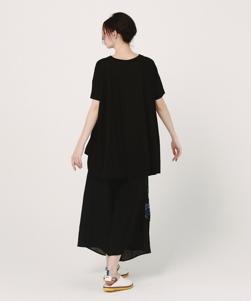 bedsidedrama(ベットサイドドラマ)の「NEO BALLERINA Flare T-Shirt(Tシャツ/カットソー・レディース・ブラック/グレー/ホワイト・1/2)」の6枚目の写真