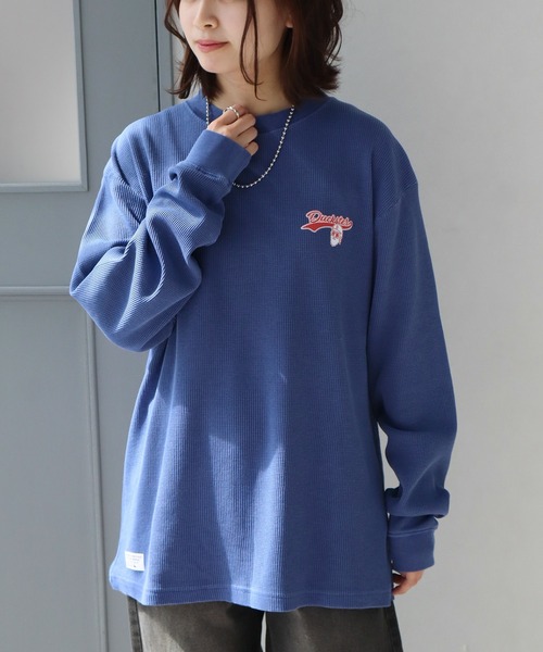 CORPUS　SELECT（コーパストーキョー）の「【DUCKSTER/ダックスター】 ピグメント加工 バックプリント ワッフル ロンT（Tシャツ/カットソー・メンズ・ホワイト系1/ブラック/ブラック系1/ホワイト/ブルー系1/ダークブルー・M/L/XL）」の22枚目の写真