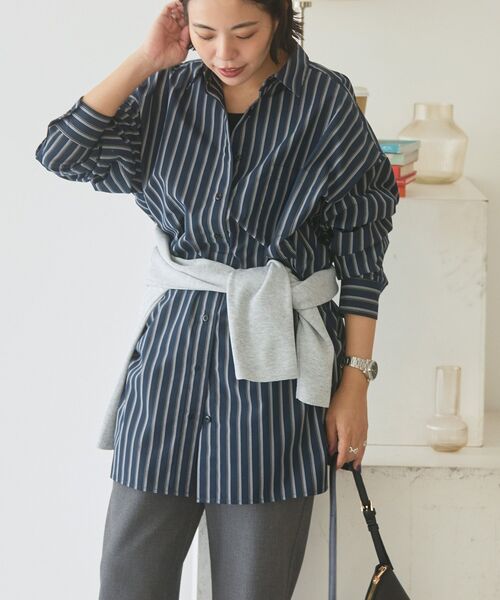 AMERICAN HOLIC(アメリカンホリック)の「イージーケアオーバーチュニックシャツ(シャツ/ブラウス・レディース・ストライプ/チャコールグレー/ブルー系その他4・FREE)」の14枚目の写真