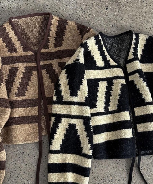セール】幾何学柄デザインのオーバーサイズニットカーディガン