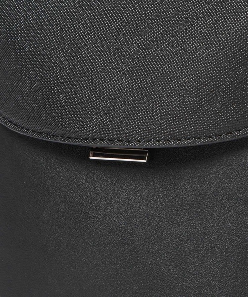 HARE（ハレ）の「ミニマルフラップショルダーBAG(HARE)（ショルダーバッグ・メンズ・ブラック/グレー・FREE）」の12枚目の写真