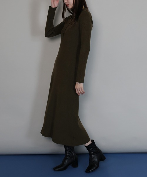 J by blue（ジェイバイブルー）の「ポロリブニットワンピース（ワンピース・レディース・ブラック/チャコールグレー/ベージュ/ブラウン・MEDIUM）」の7枚目の写真