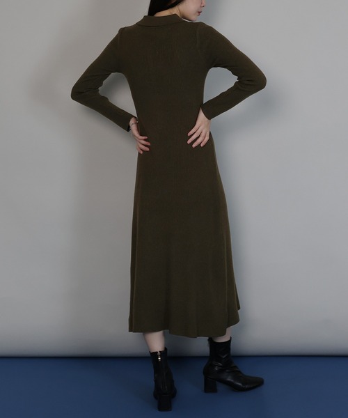 J by blue（ジェイバイブルー）の「ポロリブニットワンピース（ワンピース・レディース・ブラック/チャコールグレー/ベージュ/ブラウン・MEDIUM）」の8枚目の写真